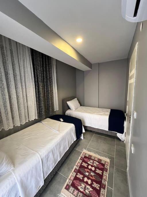 Oezel Havuzlu Ruezgar Villa Kuşadası