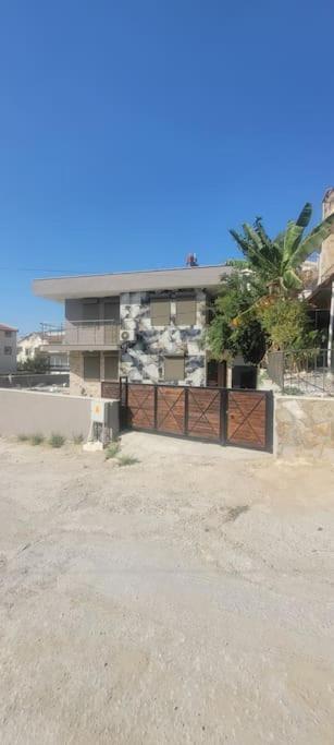 Villa Oezel Havuzlu Ruezgar